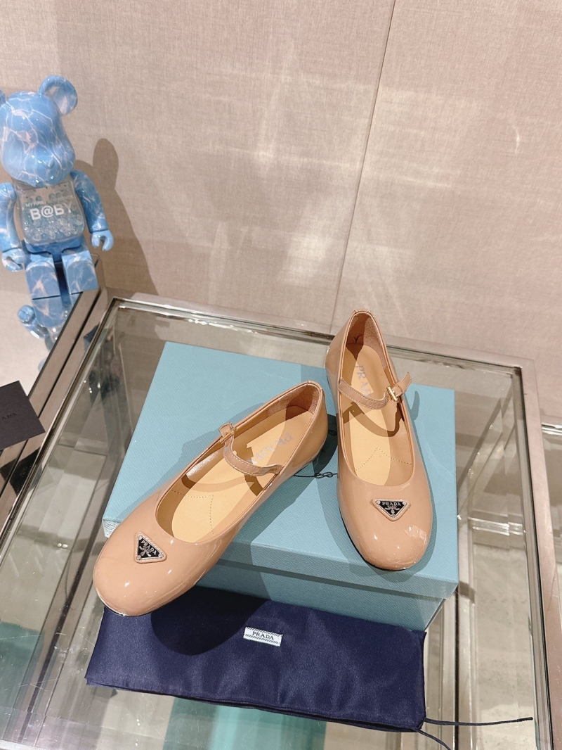 Prada flat shoes